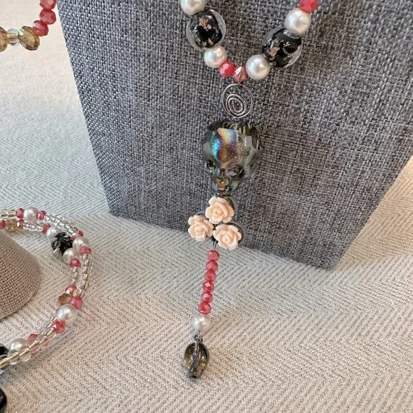 Handmade Skull & Roses Whimsical Necklace, Bracelet & Earrings Set Coral Peach - Picture 17 of 17